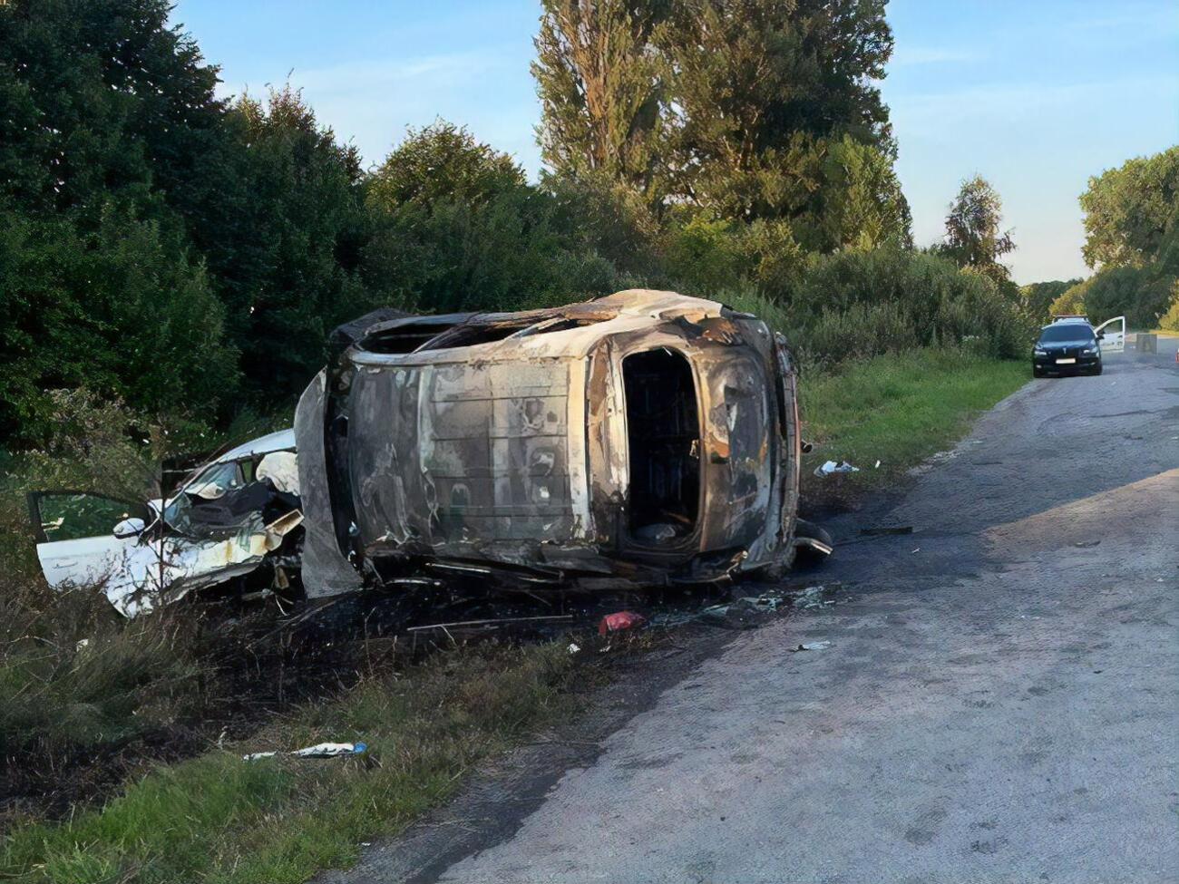 Четверо людей загинули у ДТП у Хмельницькій області, троє вижили