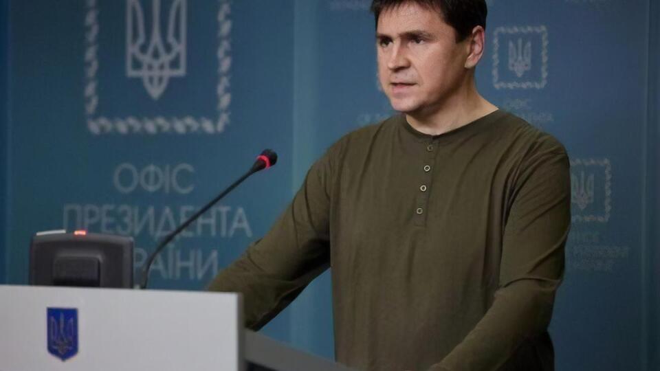 Подоляк подчеркнул, что "у справедливости длинные руки" и оккупантам, уверенным в собственной безнаказанности, не избежать расплаты