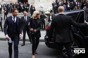 Супруга президента Франции посетила церемонию прощания с Биркин