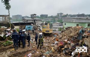 Местные жители говорят, что перед обрушением дом был в трещинах