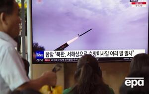 Обидві ракети пролетіли приблизно 400 км, перш ніж упали в море