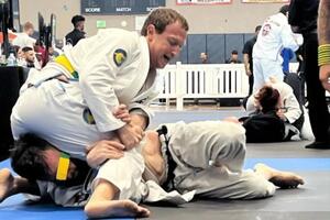 Цукерберг ведет активный образ жизни