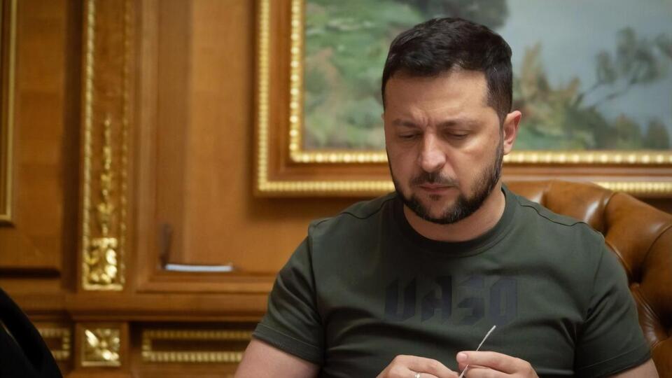 Про результати авторку електронної петиції проінформує Кабінет Міністрів України, ідеться у відповіді Зеленського