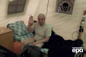 Пригожин организовал в питерской гостинице "гарем", предпочитал девственниц и не пользовался средствами контрацепции, выяснил The Insider