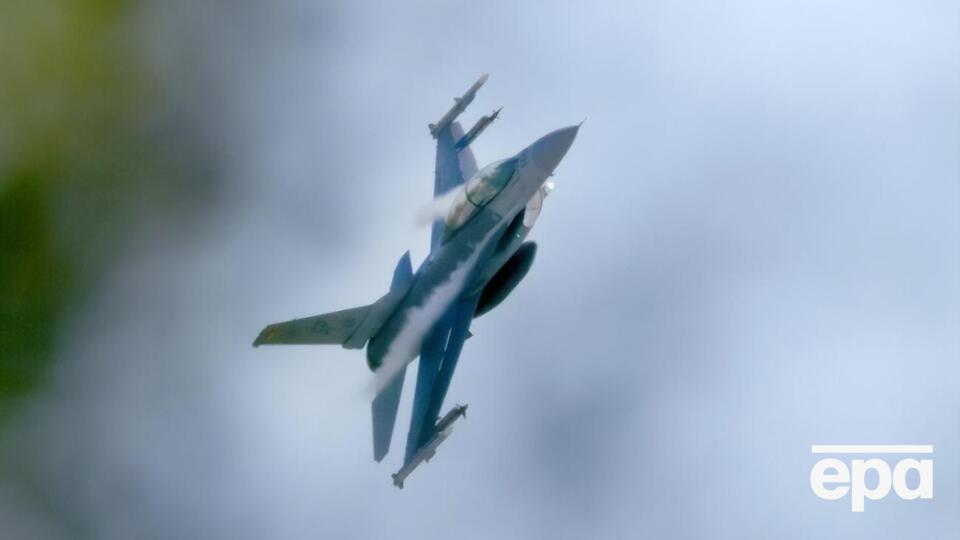 Обучение украинских пилотов на F-16 пока не началось