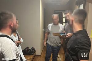 Следствие установило, что в середине июля Аристов находился в одной из гостиниц на Мальдивах