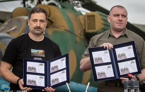 Смілянський і Малюк провели спецпогашення нової марки