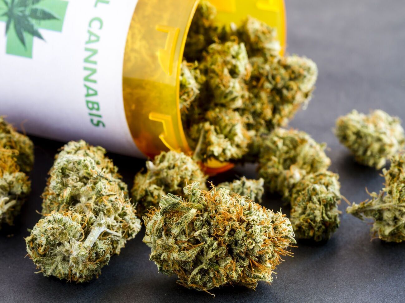 У липні Рада зробила крок до легалізації марихуани з медичною метою в Україні