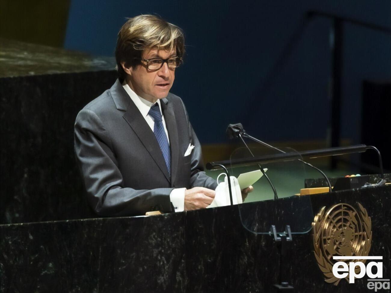 Де Ривьер подчеркнул, что в результате атак России на украинские порты, задействованные в экспорте зерна, страдают самые уязвимые страны Земли