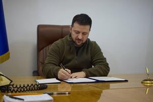 Реестр будет вести аппарат СНБО на украинском и английском языках