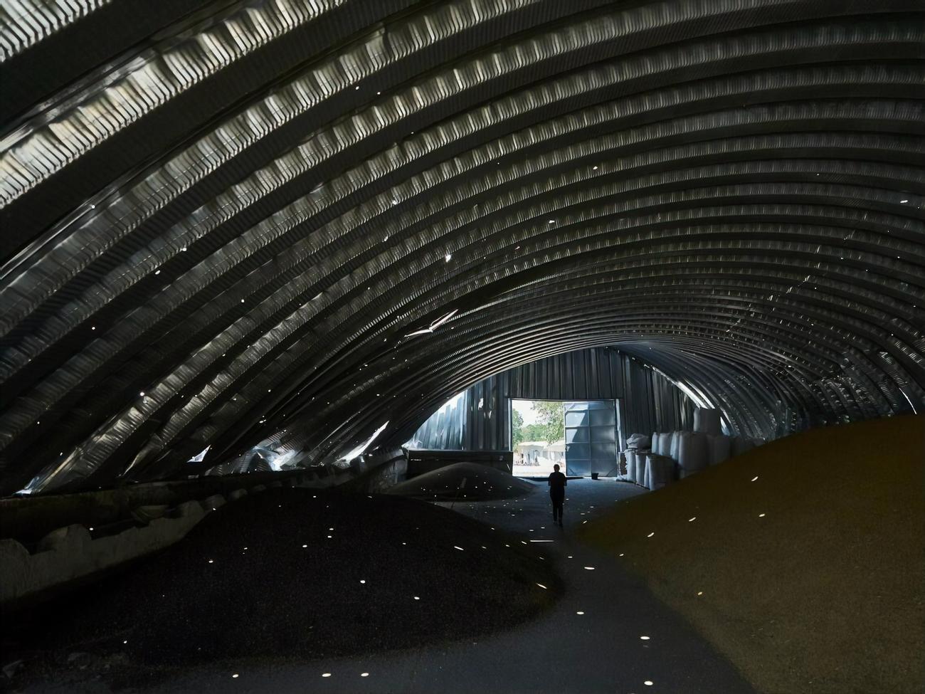 За словами Кіпера, через атаку з боку противника пошкоджено обладнання одного з вантажних терміналів