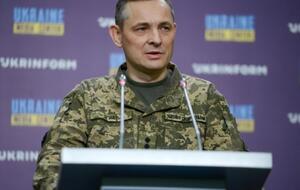 Игнат: Не дает оккупантам покоя аэродром Староконстантинов. Ну не сам аэродром, а наши военные летчики, которые наносят удары