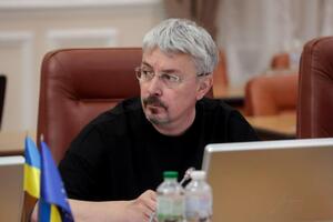 Ткаченко написав заяву про звільнення після критики президента