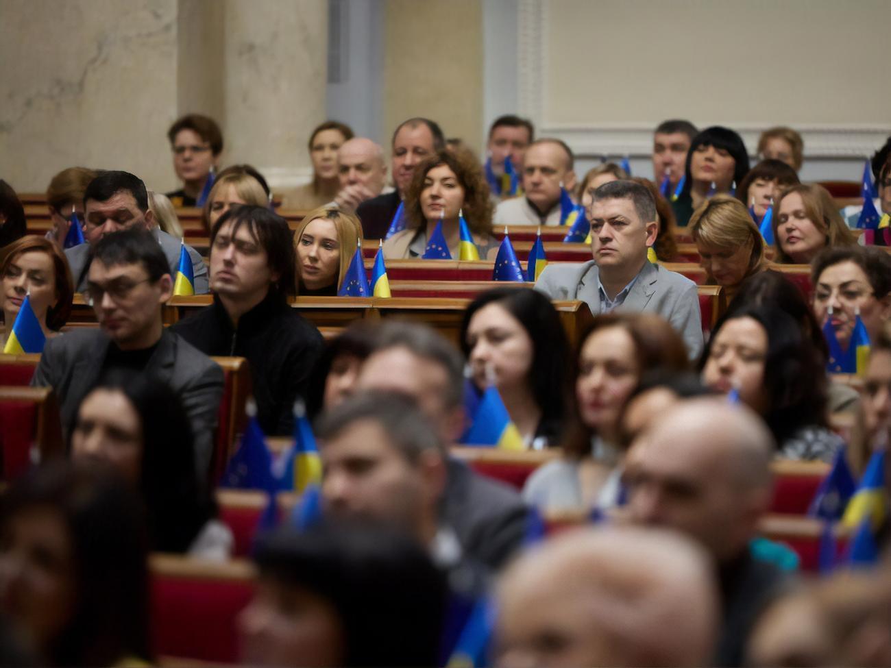 Инициаторами нового законопроекта о возобновлении электронного декларирования выступили ряд нардепов из разных фракций, а также спикер Стефанчук