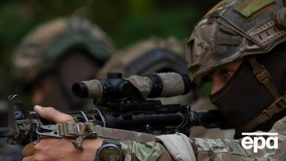 Українські бійці накрили російських окупантів вогнем зі стрілецької зброї і змусили відступити
