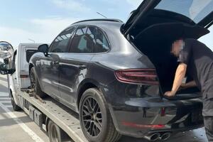 Родичі Борисова намагалися вивезти частину майна за кордон, зазначили в ОГПУ