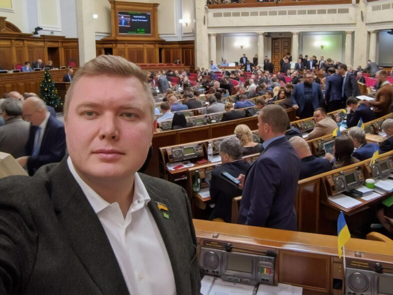 В Раду Кривошеев попал по списку "Слуги народа"