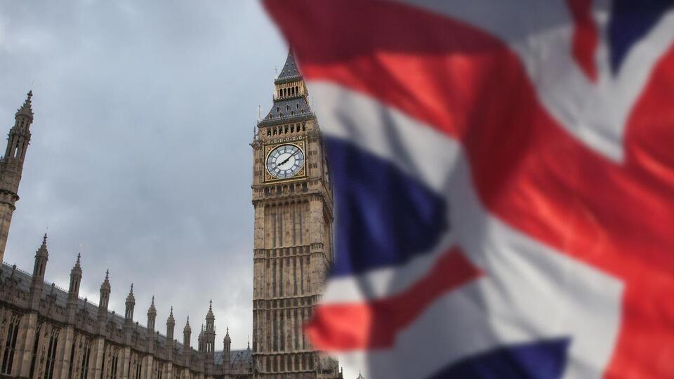 Минфин Британии выдал по меньшей мере 82 лицензии с разрешением на трату средств в прошлом году