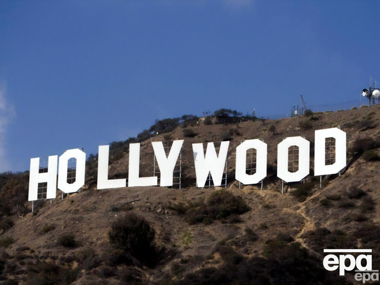 Голлівудські сценаристи страйкують із 2 травня. 13 липня до них приєдналася профспілка Гільдії кіноакторів США і Американської федерації