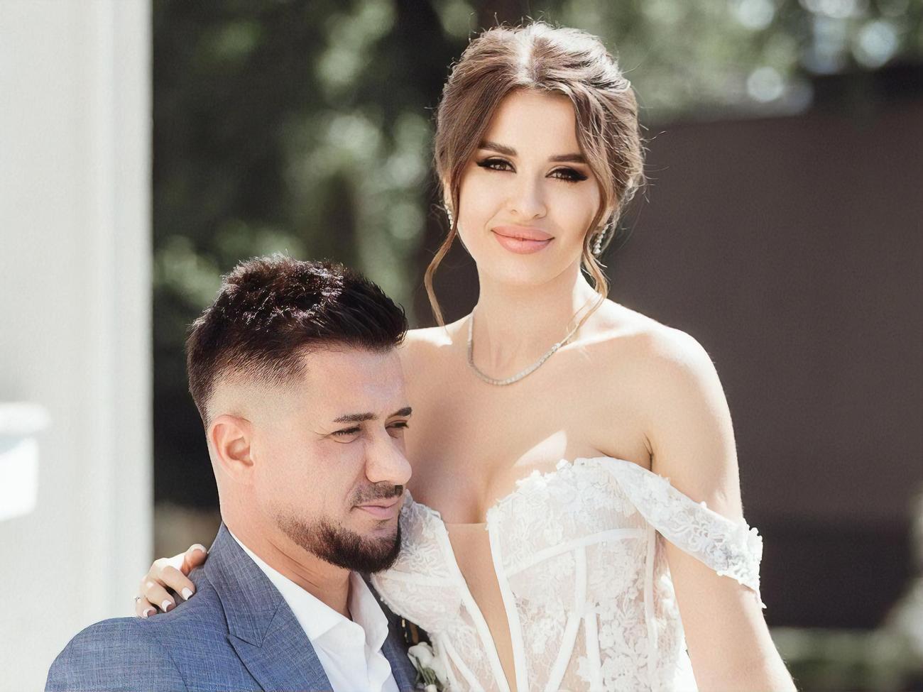 Реус і Налчаджиоглу одружилися 3 червня