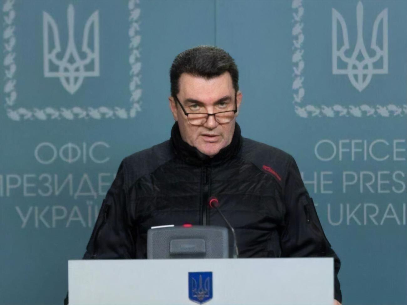 Данилов: Если речь пойдет о каких-то уступках России, нам нужно внимательно смотреть, чтобы эта граница не была перейдена