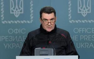 Данилов: Если речь пойдет о каких-то уступках России, нам нужно внимательно смотреть, чтобы эта граница не была перейдена