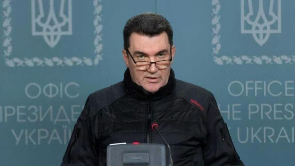 Данилов: Если речь пойдет о каких-то уступках России, нам нужно внимательно смотреть, чтобы эта граница не была перейдена