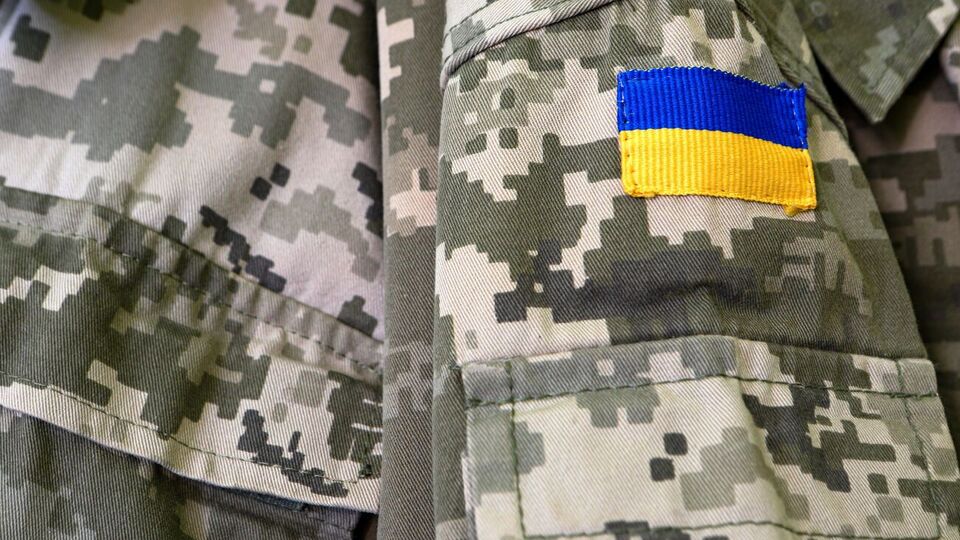 Верховная Рада продлила действие военного положения в стране до 15 ноября