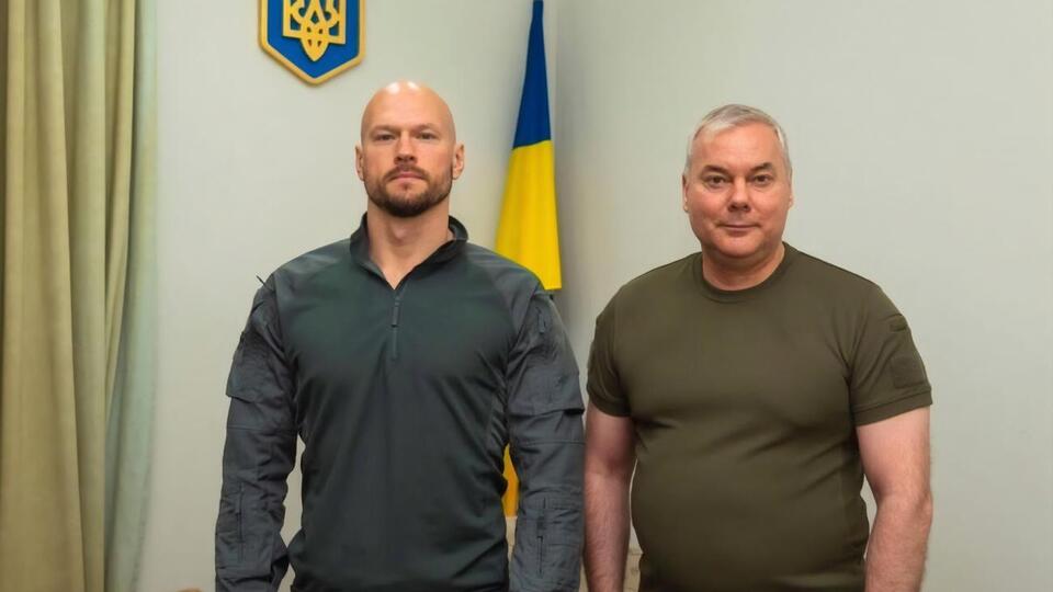 Вітюк і Наєв обговорили, зокрема, боротьбу з ворожими безпілотниками, а також знищення російських засобів РЕБ і РЕР