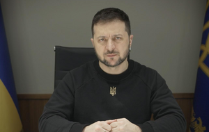 Зеленський пояснив, що зараз усі зусилля влади має бути спрямовано на ухвалення рішень, які наближають перемогу України