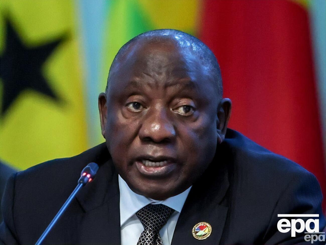 За словами Рамафоси, лідери африканських країн приїхали на саміт у Санкт-Петербург не для того, щоб "просити якісь дари"