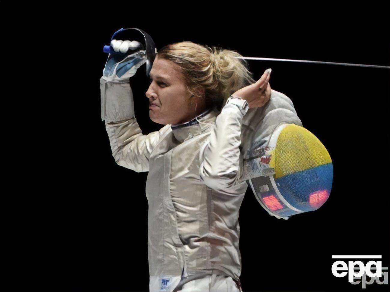 Харлан дисквалифицировали из-за отказа жать руку россиянке