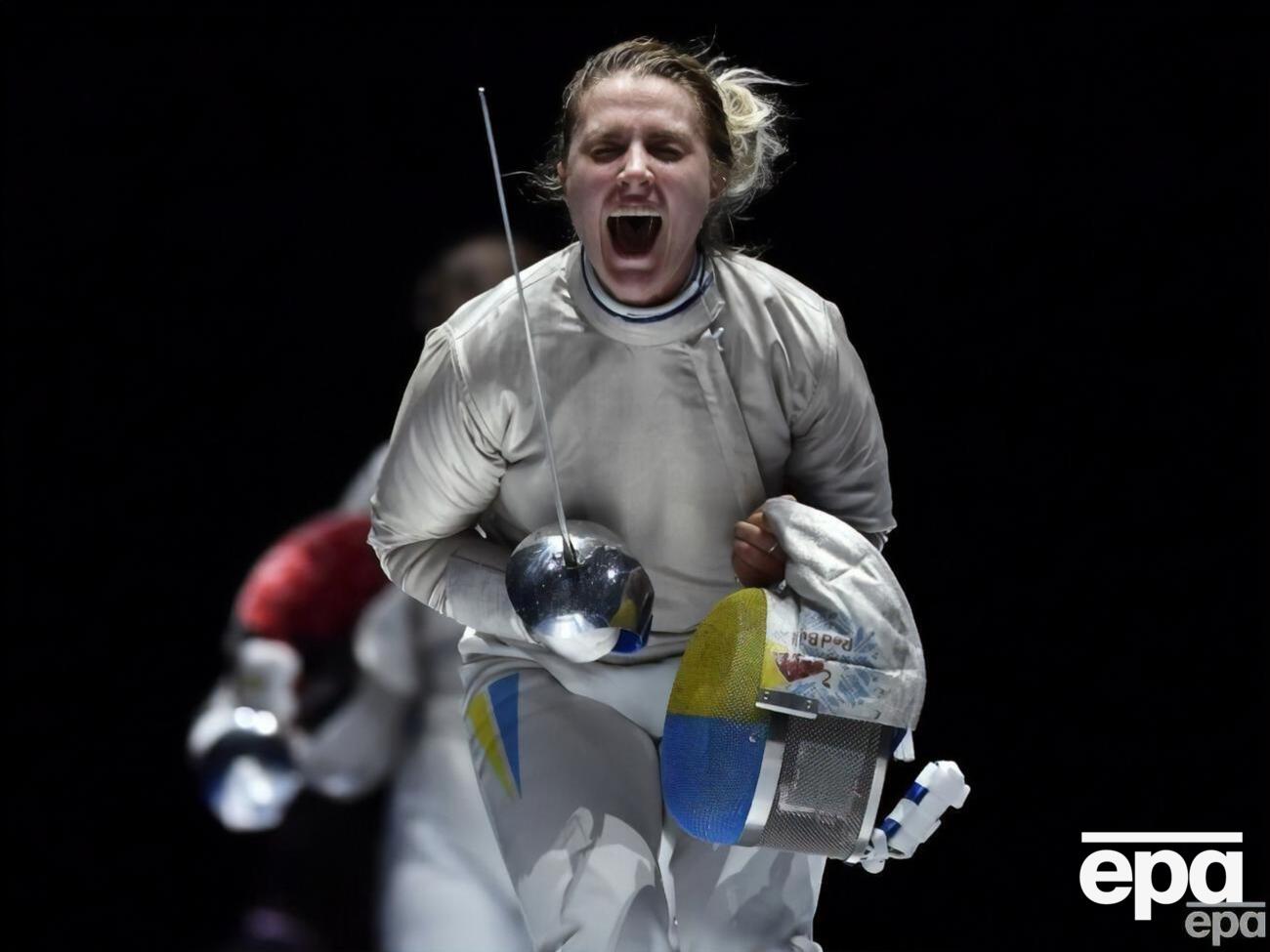 Заканчивается утомительное лицемерие в спорте. Наступает понимание того, что спорт – это война, это – политика, снявшая галстуки и брюки