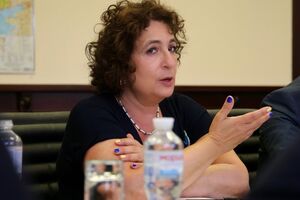 Симмонс: Похищение, помимо всего прочего, создает психологический барьер между детьми и родителями