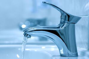 Позиція президента на період воєнного стану є достатньою підставою, щоб НКРЕКП скасувала своє ж рішення про підвищення тарифів на воду, зазначив голова комісії