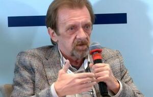 Из порта Тамань в Испанию вышел танкер с российской нефтью. Наверное, этот прямой рейс посвящен началу председательства Испании в ЕС