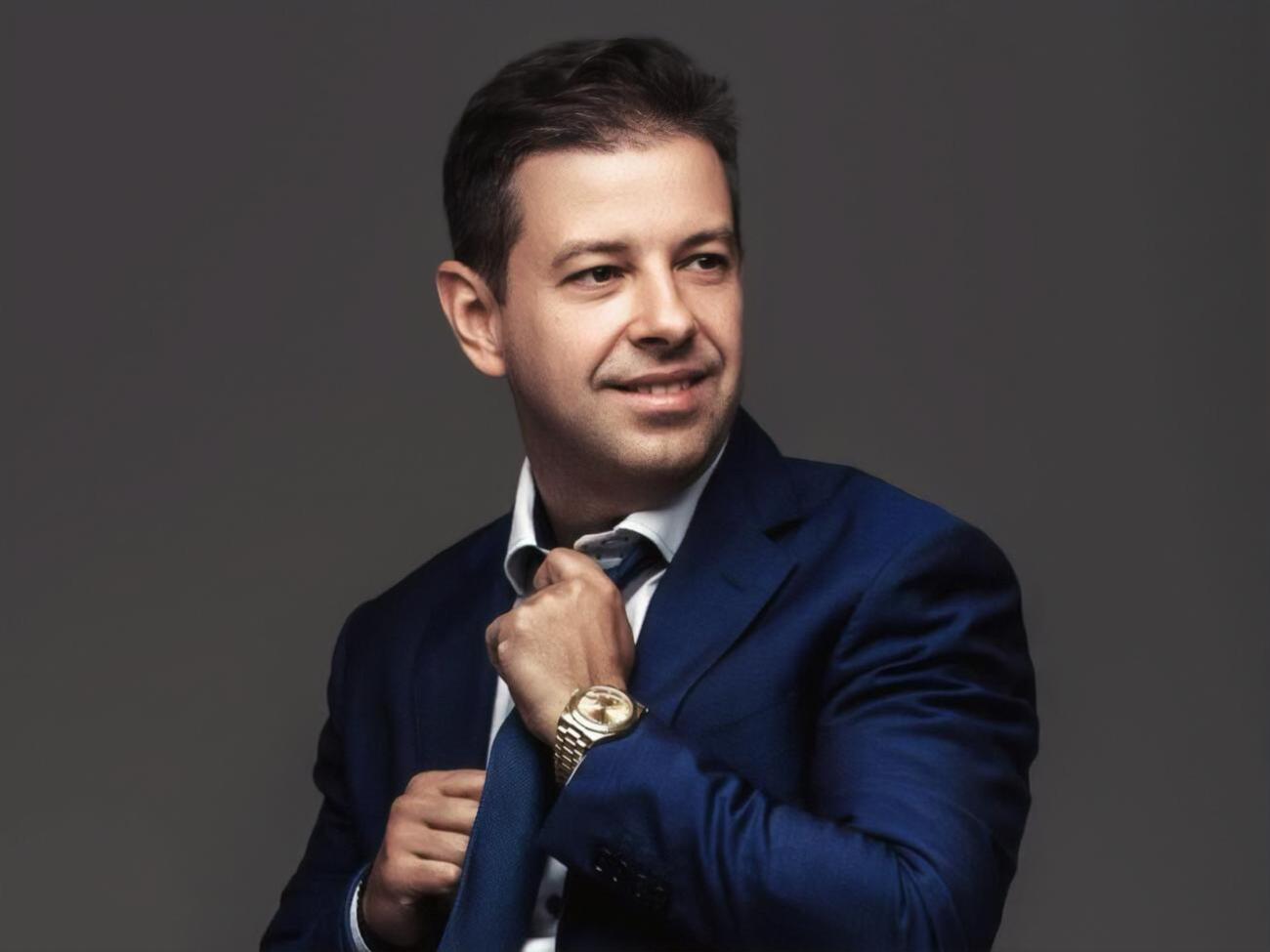 Алексеева подозревают в мошенничестве