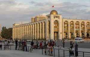 Менять отчество на матчество в Кыргызстане можно будет с 18-летнего возраста