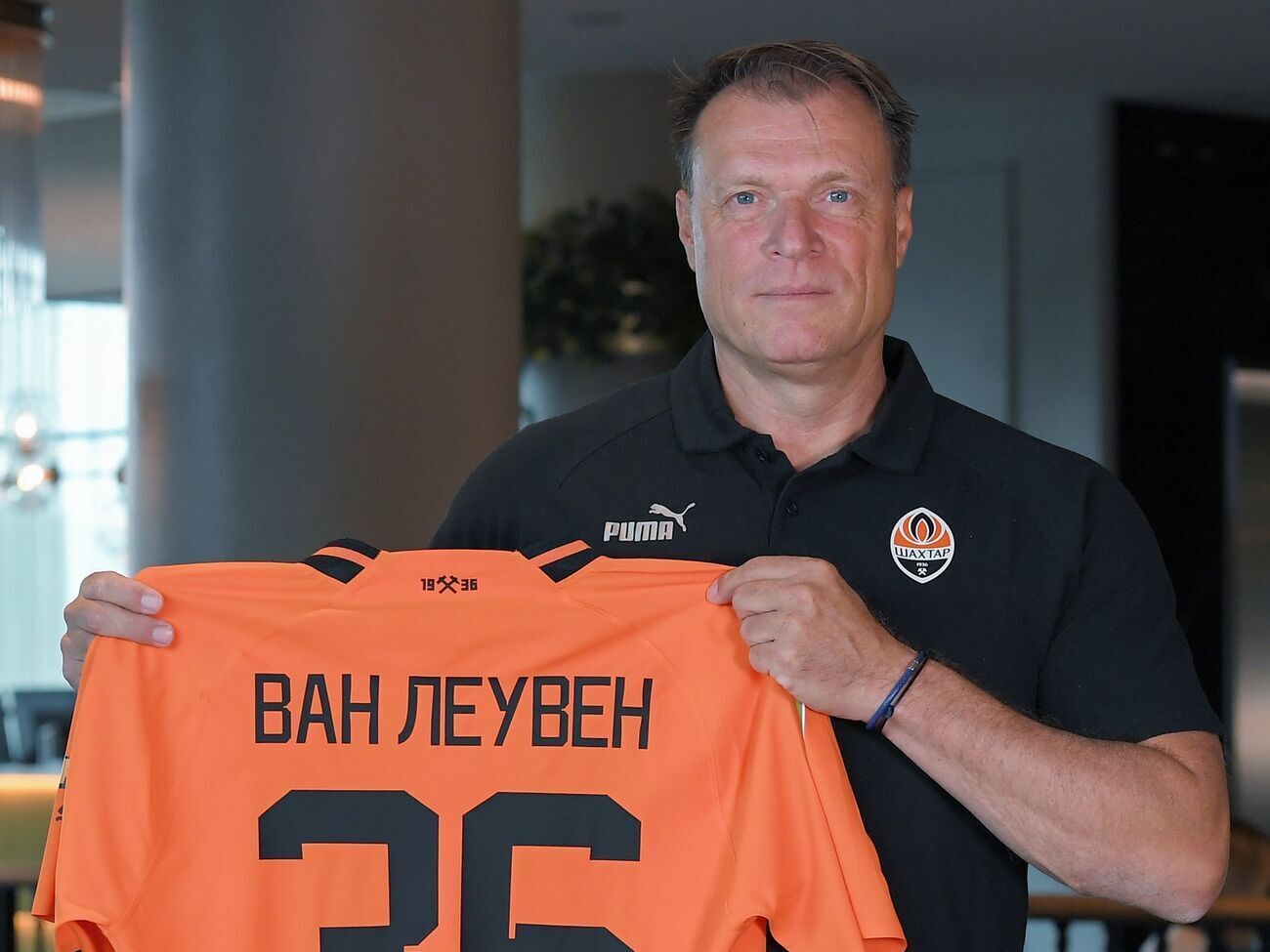 Контракт із Леувеном заплановано до 30 червня 2025 року