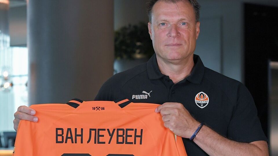 Контракт із Леувеном заплановано до 30 червня 2025 року