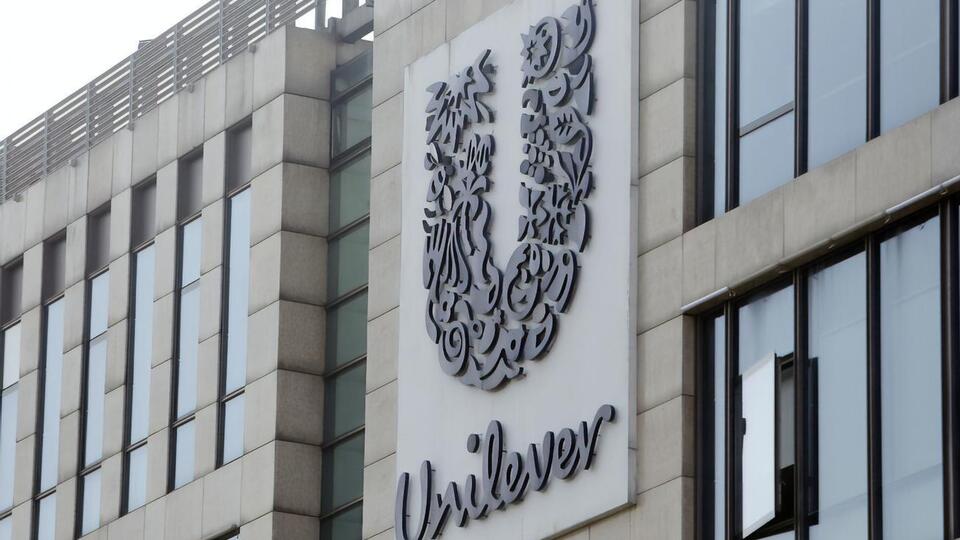 Unilever належить понад 400 брендів, продукцію випускають на 280 підприємствах