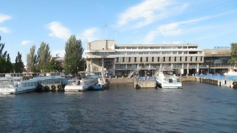 Клочко: Вдоль Днепра хорошо упорядоченные дачные участки. Здесь жили счастливые люди, которые много трудились