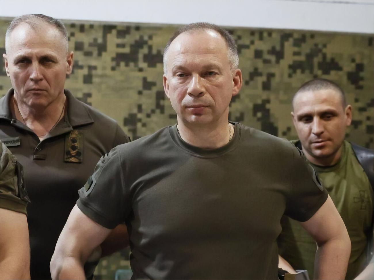 Тяжелая техника противника была обнаружена подразделениями воинской части А1108, отметил Сырский