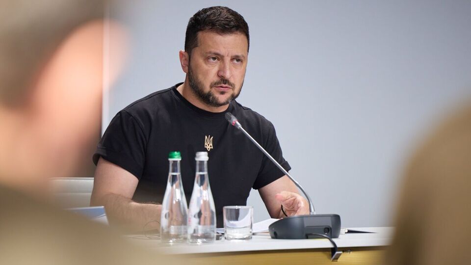 Зеленський заявив, що на центральному рівні зроблять усе можливе для захисту енергетики