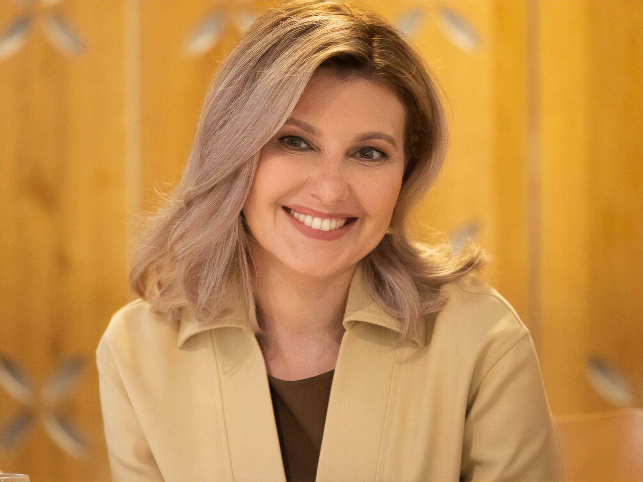 Зеленська з'являється на офіційних заходах винятково у вбраннях і прикрасах від українських брендів