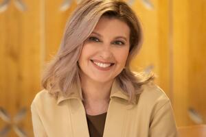 Зеленська з'являється на офіційних заходах винятково у вбраннях і прикрасах від українських брендів