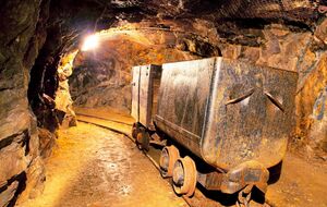 Причини викиду вугілля та газу встановлюють, зазначили в міністерстві