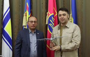 В Україні з'явиться сервісний центр для обслуговування безпілотників Bayraktar