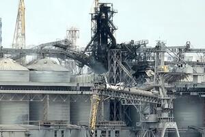 РФ после выхода из "зерновой сделки" несколько дней подряд обстреливала портовую инфраструктуру юга Украины