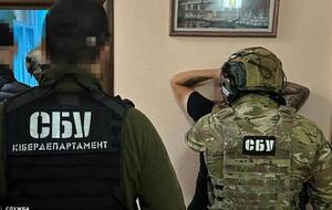 Угруповання займалося кіберзлочинами й торгівлею канабісом, заявляють у СБУ
